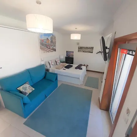 - It's There - 2 * Aveiro