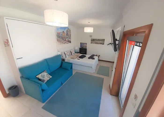 - It's There - 2 * Aveiro