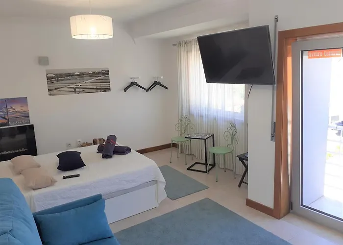 - It's There - 2 Aveiro